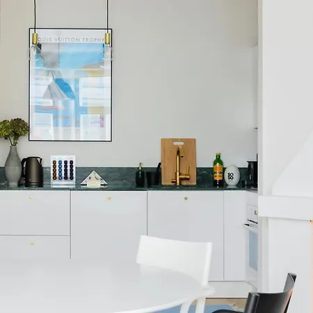 Huoneisto Wehost Yrjonkatu Helsinki